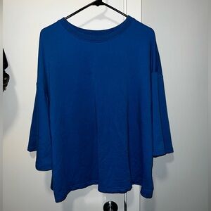 Amazon 1/4 Sleeve Top in Blue